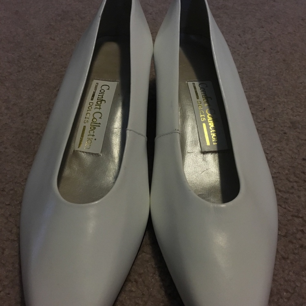 Low White Heels - Picture 3 of 4